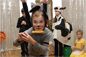 Генри в роли мышки